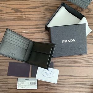 prada 2m0738